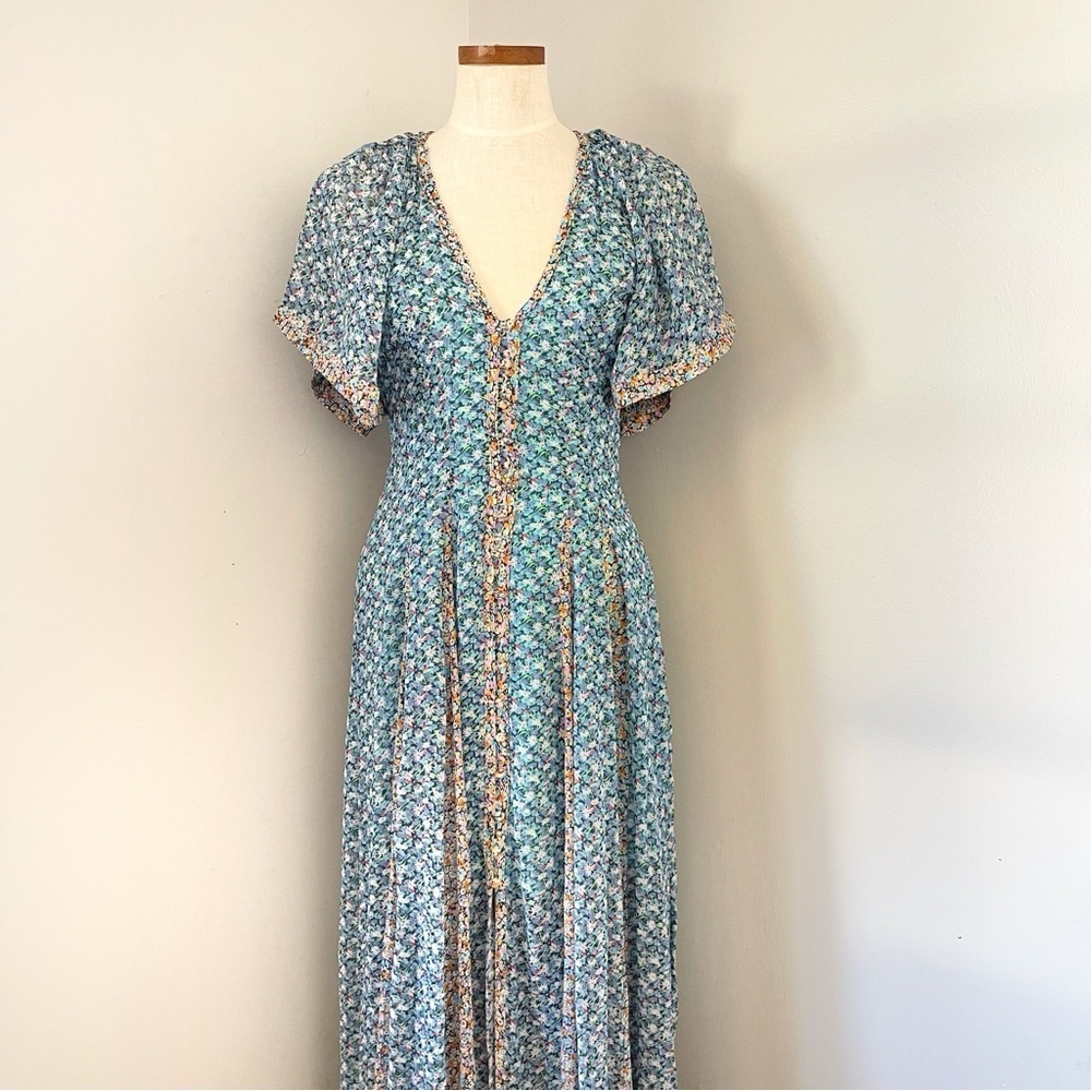 Anthropologie Maeve Blue Pleated Smocked Maxi dress size 6 NWOT Garden Fairy